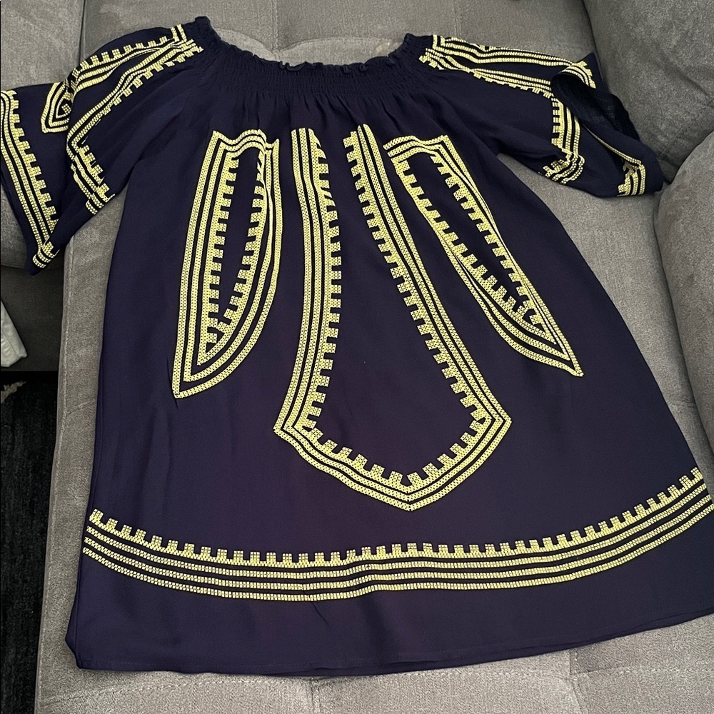 Chelsea & Violet Navy and Yellow Blouse - Picture 3 of 9